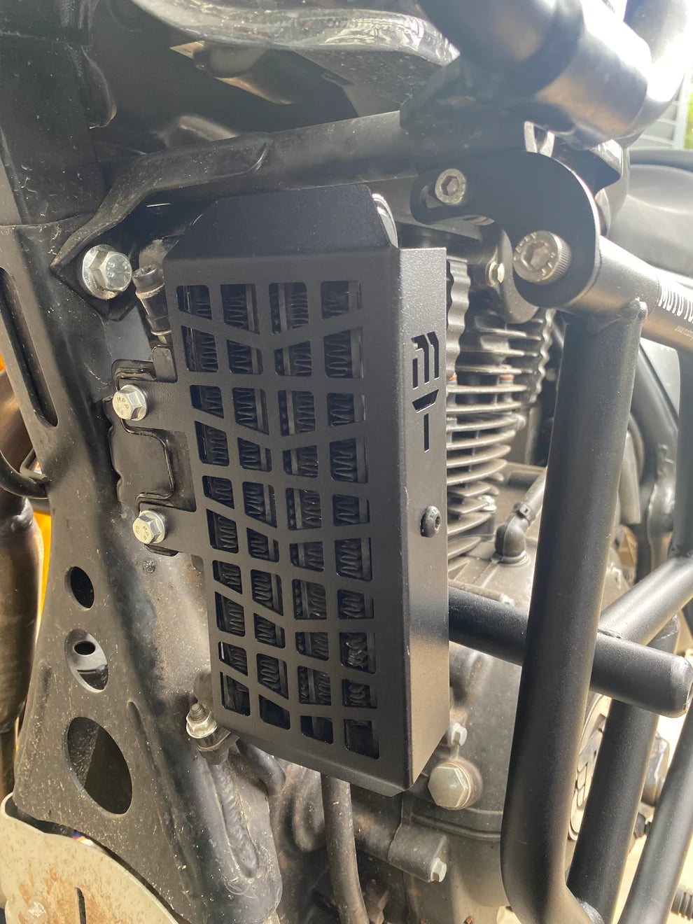 HIMALAYAN RADIATOR GUARD - MOTO TORQUE