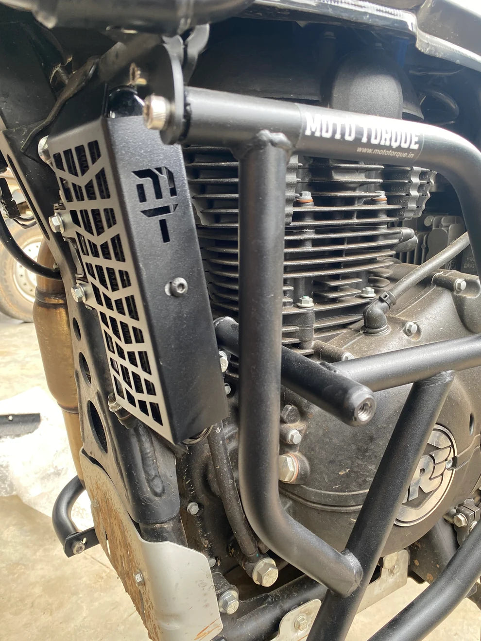 HIMALAYAN RADIATOR GUARD - MOTO TORQUE