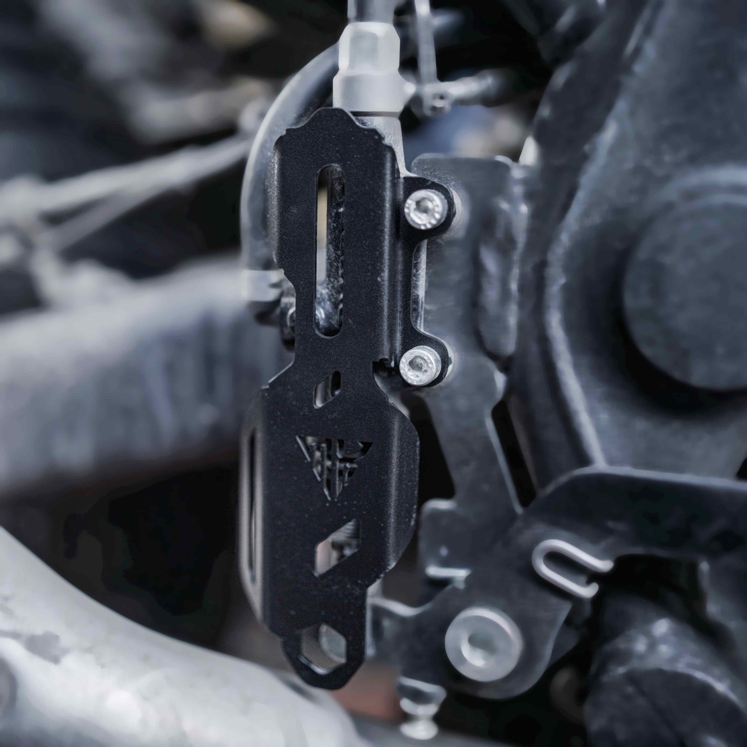 HIMALAYAN MASTER CYLINDER GUARD BLACK MOTO CRUX